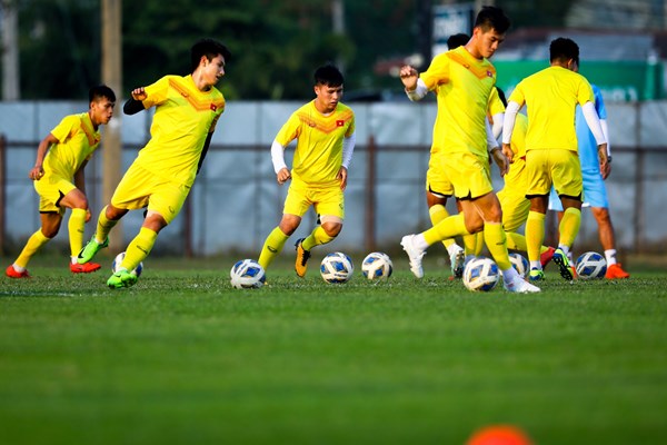 17H15 hôm nay, U23 Việt Nam - U23 UAE: Thắng để giành lợi thế - Anh 1